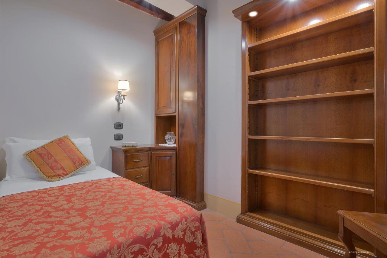 First Of 3* Florenz
